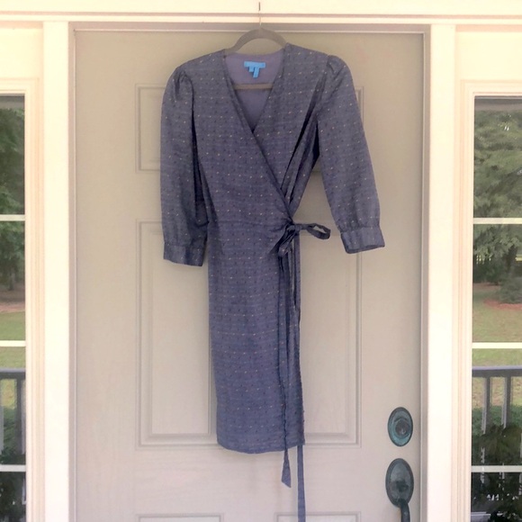 Draper James Dresses & Skirts - Draper James Blue Wrap Dress w/ Blue, Red & Yellow dots